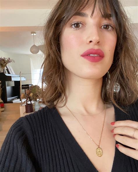 instagram jeanne